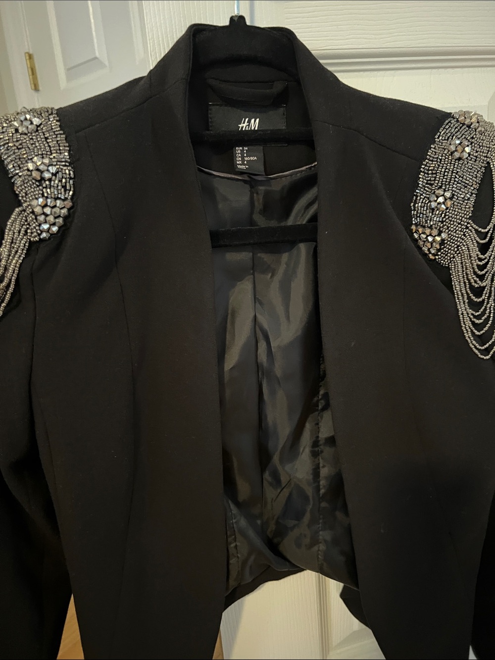 H&M Black Cropped Blazer with Beaded Chain Shoulder Embellishments - Picture 5 of 6